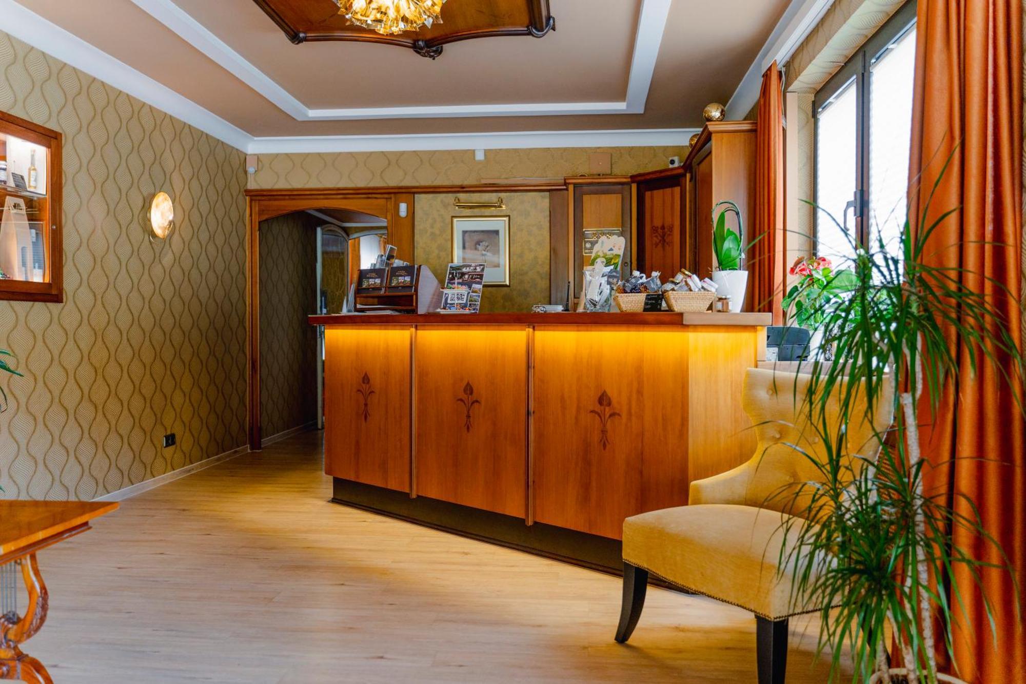 Hotel Unter Den Linden Rüdesheim am Rhein Dış mekan fotoğraf